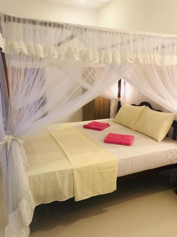 Coral Palm Villa And Apartment Unawatuna Kültér fotó